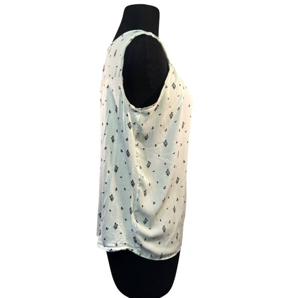 Sleeveless Loft Blouse  Size Xs White & Black Floral Patterned Rayon Polyester - Picture 5 of 7
